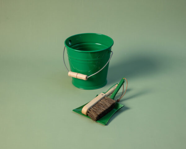 green bucket
